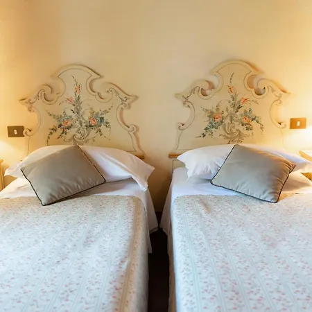 Vecchio Borgo Di Inalbi *