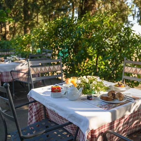 Vecchio Borgo Di Inalbi Séjour à la ferme *