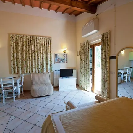 Vecchio Borgo Di Inalbi Séjour à la ferme